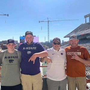 Meet your Posher, Thomas